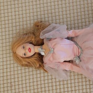 BARBIE -  The Wizard of Oz Collectable Glenda Barbie